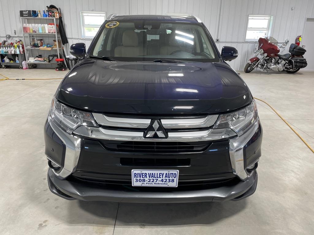 Thumbnail image of 2017 Mitsubishi Outlander at RIVER VALLEY AUTO LLC