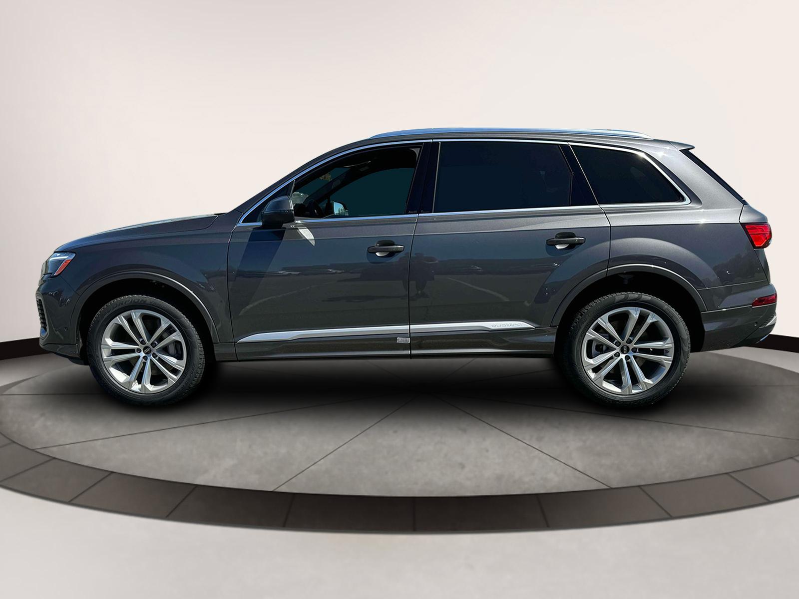 Thumbnail image of 2025 Audi Q7 at Volkswagen World of Newton