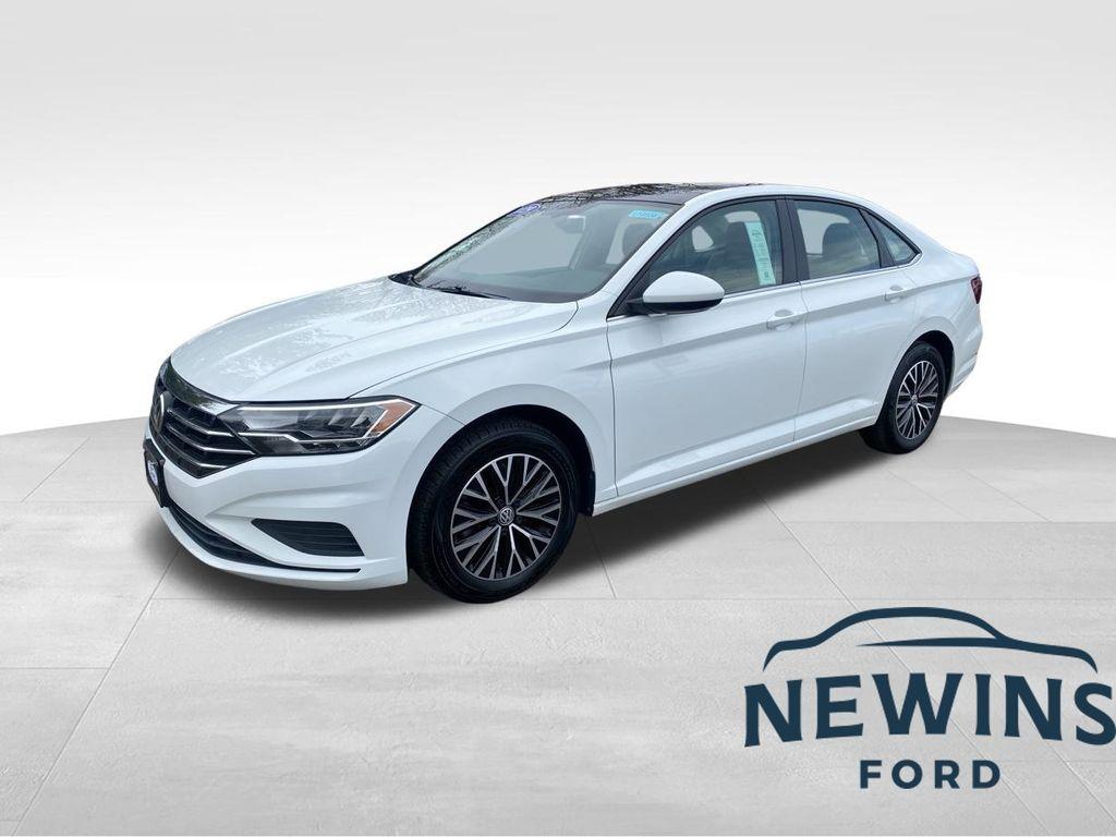 Thumbnail image of 2019 Volkswagen Jetta at Newins Bay Shore Ford