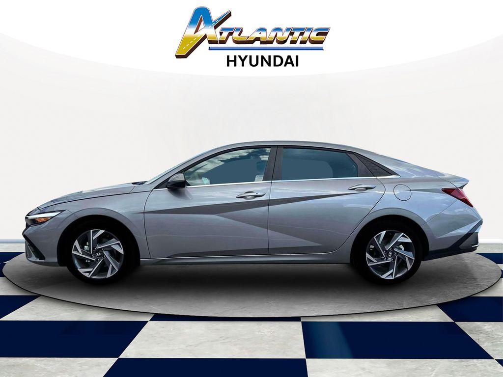 Thumbnail image of 2025 Hyundai ELANTRA at Atlantic Hyundai Genesis South Shore