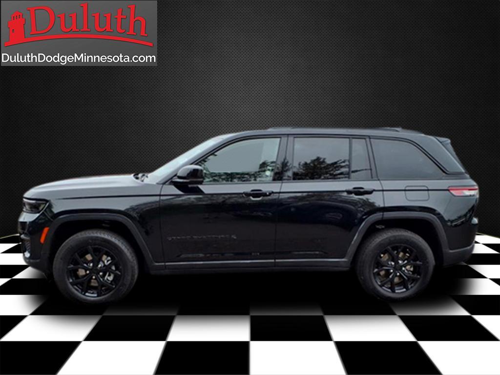 Thumbnail image of 2024 Jeep Grand Cherokee at Duluth Chrysler Dodge Jeep Ram