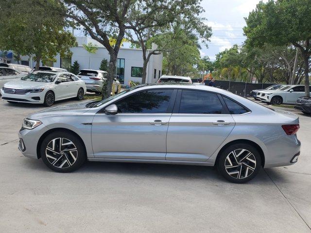 Thumbnail image of 2022 Volkswagen Jetta at Gunther Volvo Cars Coconut Creek - Used