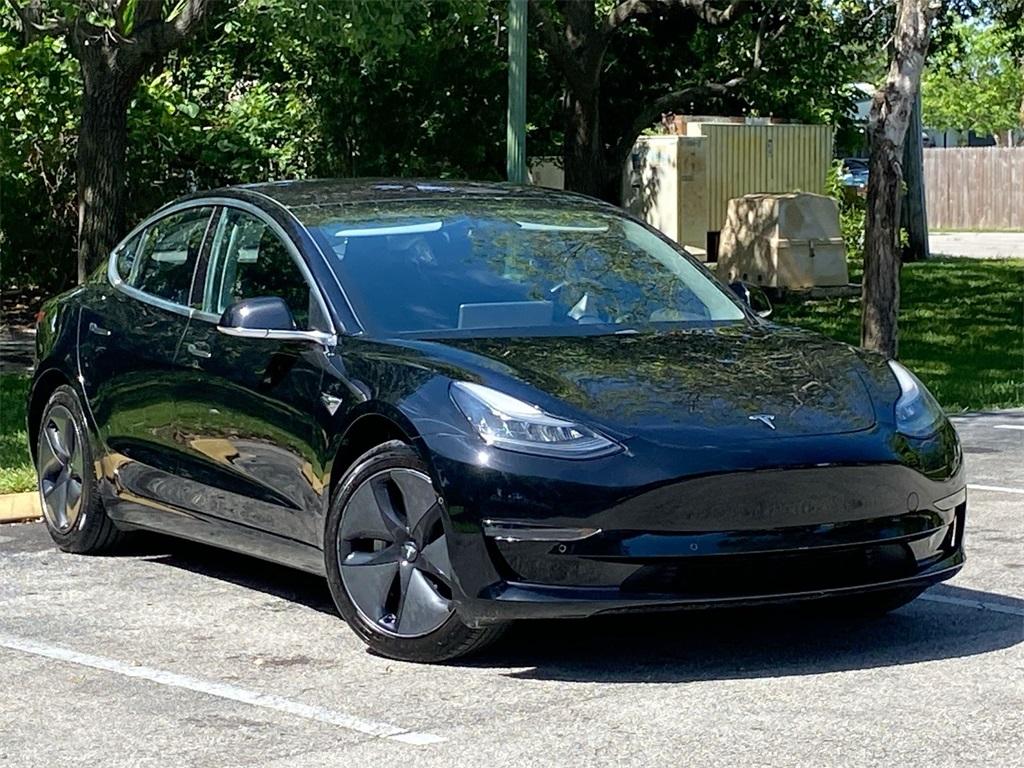 Thumbnail image of 2018 Tesla Model 3 at AutoTrust USA