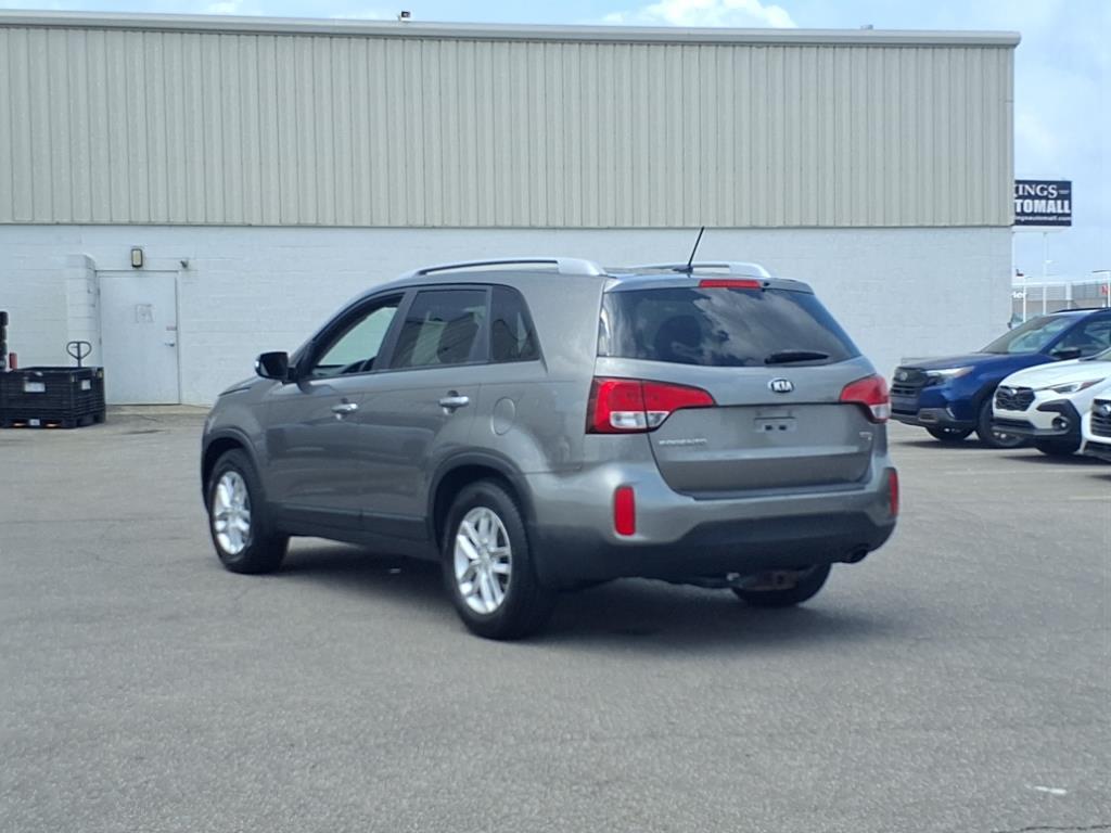 Thumbnail image of 2015 Kia Sorento at Subaru Of Kings Auto Mall