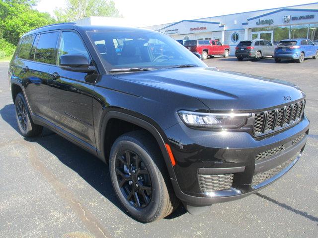 Thumbnail image of 2025 Jeep Grand Cherokee L at Siemans Ford