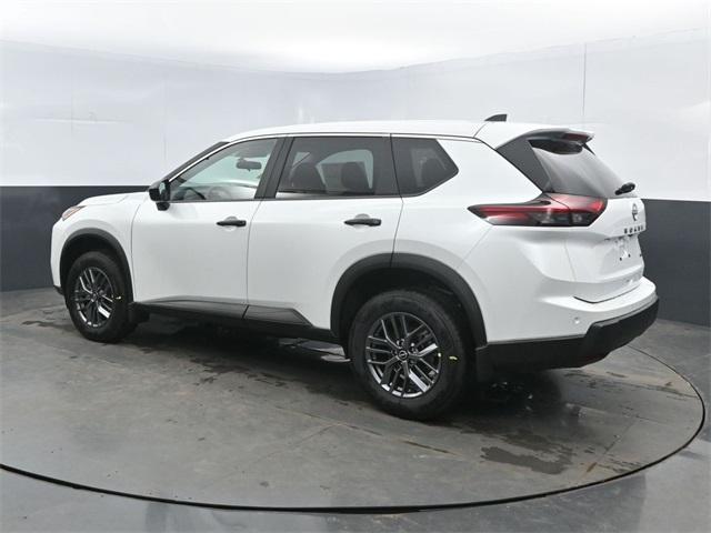 Thumbnail image of 2025 Nissan Rogue at Commonwealth Chevrolet Inc.