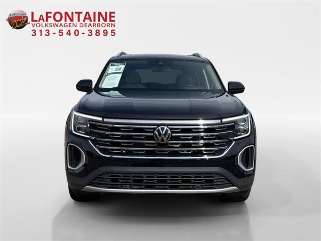 Thumbnail image of 2024 Volkswagen Atlas at LaFontaine Volkswagen of Dearborn
