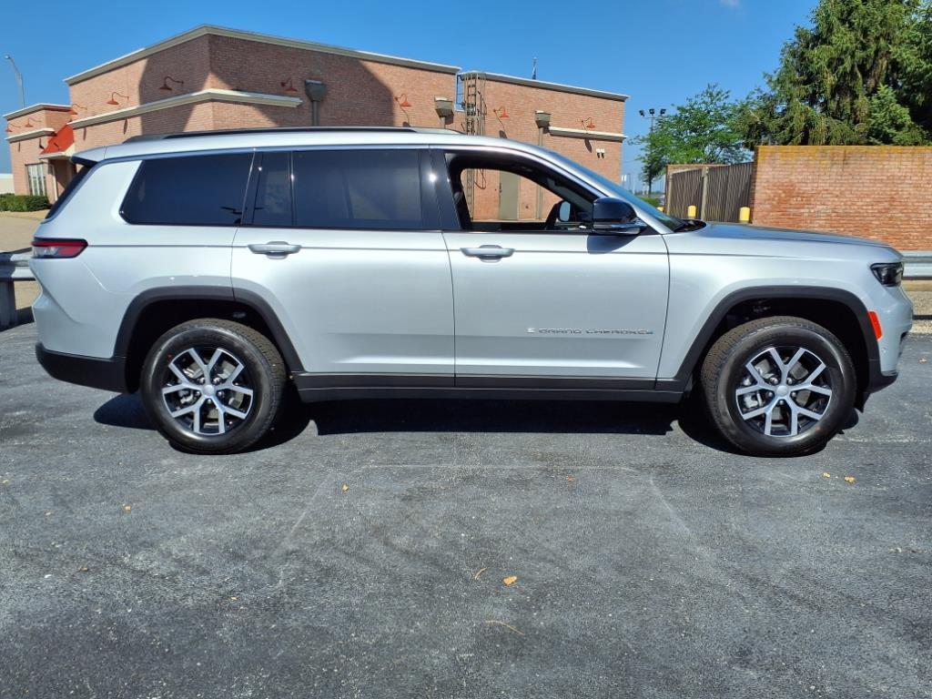 Thumbnail image of 2025 Jeep Grand Cherokee L at Thomas Auto Centers