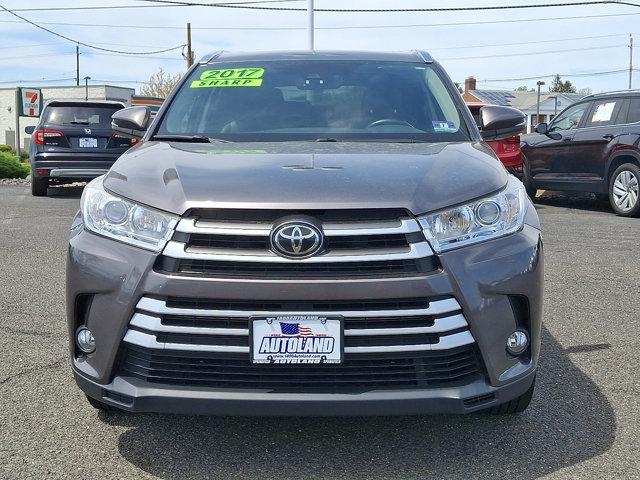 Thumbnail image of 2017 Toyota Highlander at Autoland Toyota