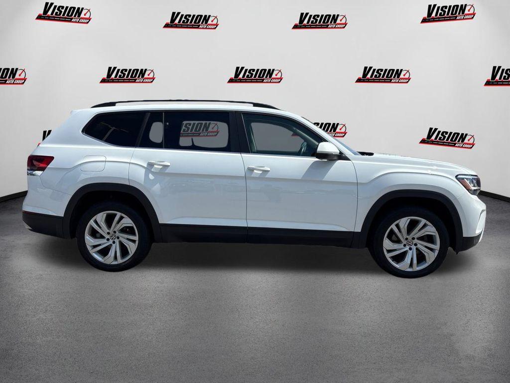 Thumbnail image of 2021 Volkswagen Atlas at Vision Nissan Greece