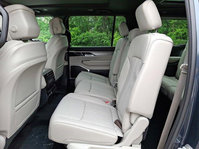Thumbnail image of 2025 Jeep Wagoneer at CDJR Norristown - Used