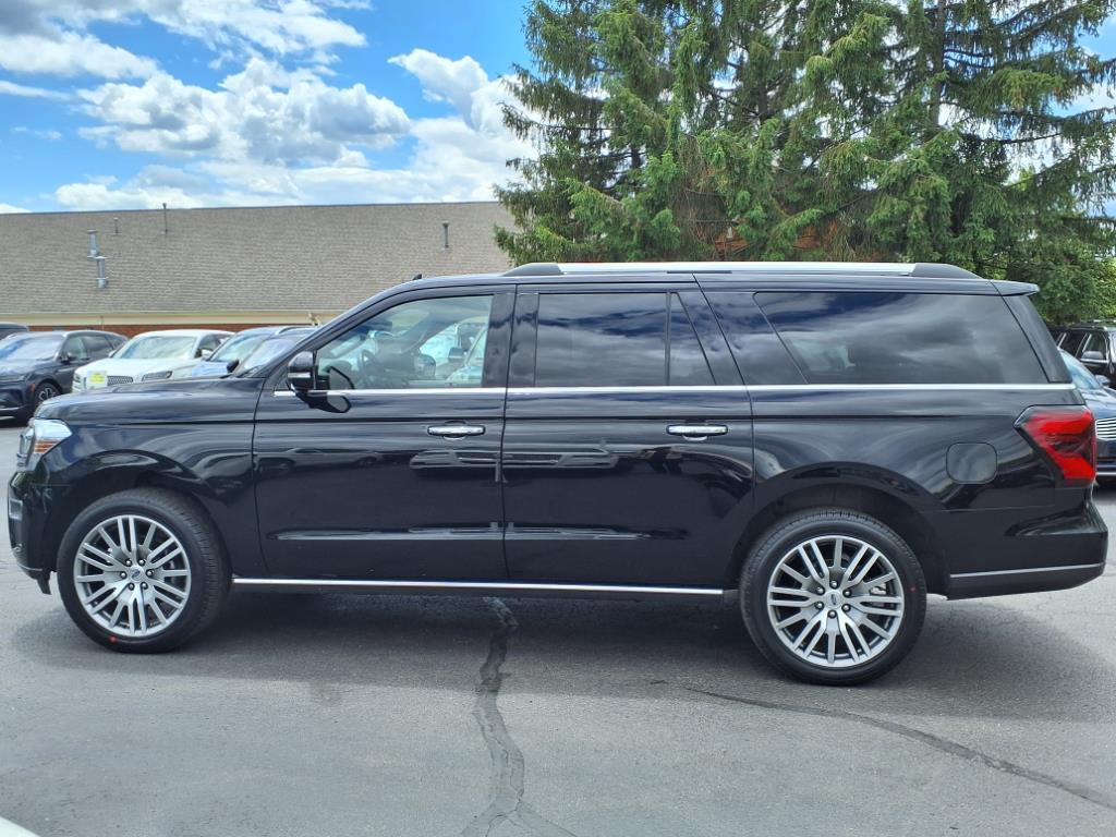 Thumbnail image of 2022 Ford Expedition MAX at Lincoln Of Cincinnati