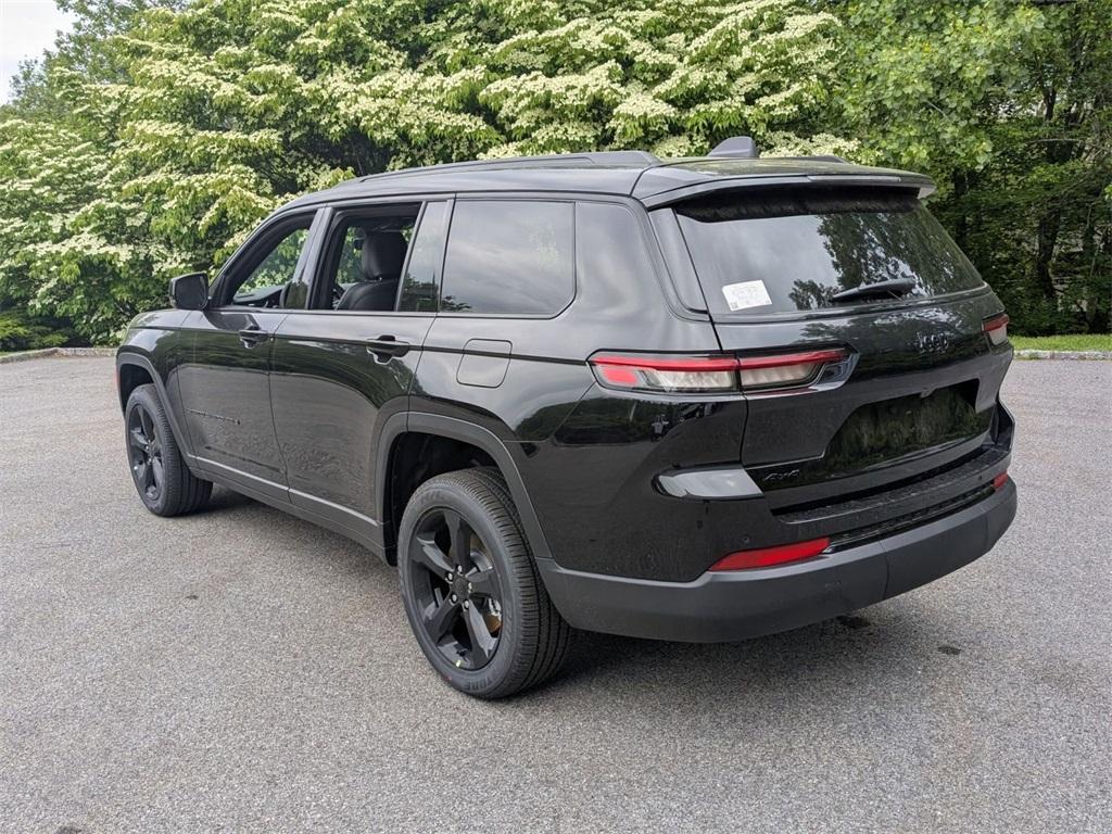 Thumbnail image of 2025 Jeep Grand Cherokee L at Tasca Chrysler Dodge Jeep Ram White Plains