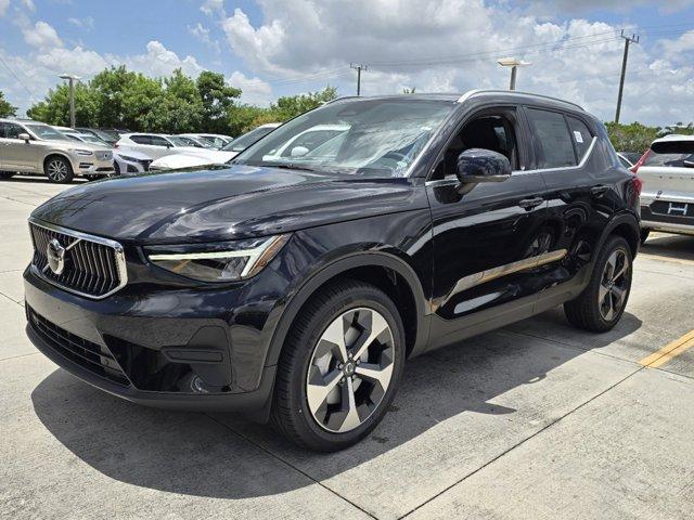 Thumbnail image of 2025 Volvo XC40 at Weston Nissan Volvo