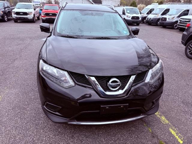 Thumbnail image of 2016 Nissan Rogue at Huntington Auto Mall