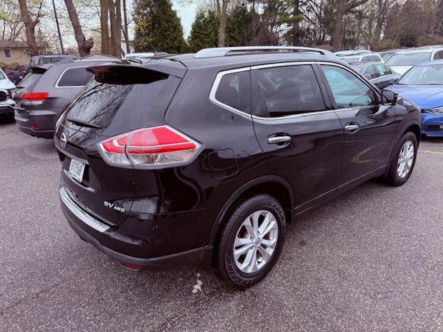 Thumbnail image of 2016 Nissan Rogue at Huntington Auto Mall