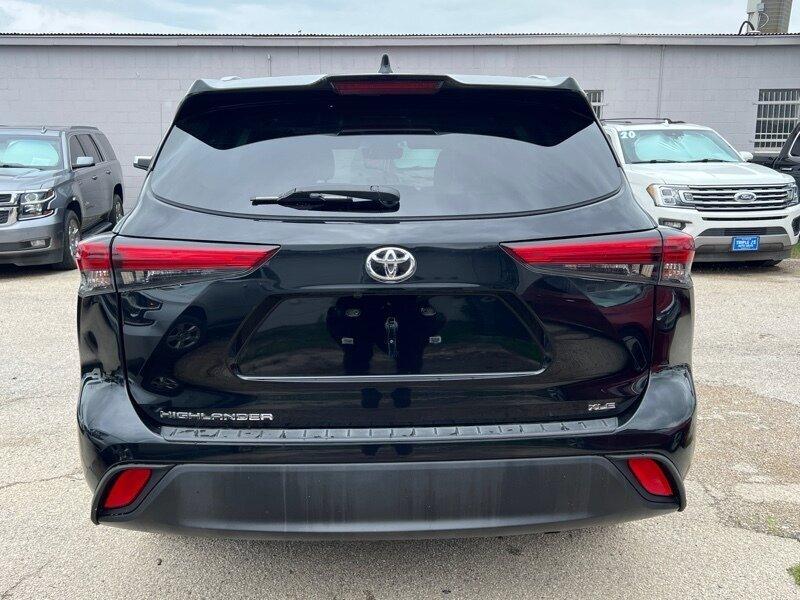 Thumbnail image of 2022 Toyota Highlander at Triple J's Auto Sales, LLC