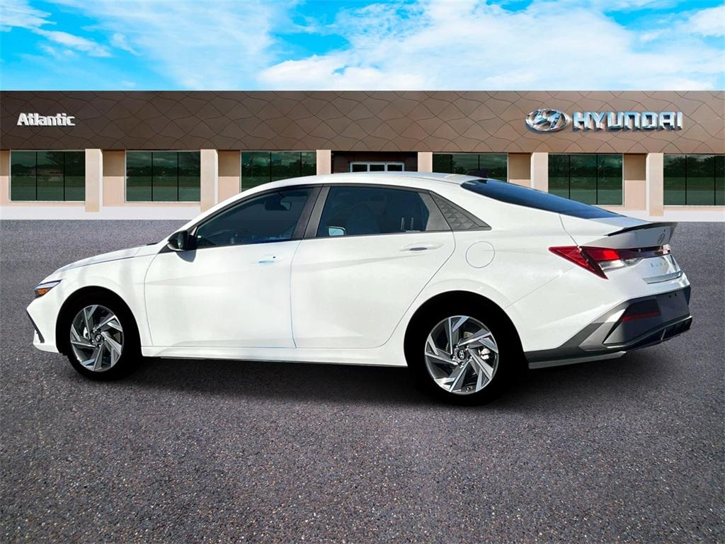 Thumbnail image of 2025 Hyundai ELANTRA at Atlantic Hyundai Genesis South Shore