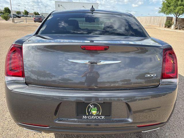 Thumbnail image of 2020 Chrysler 300 at McGavock Nissan of Amarillo (McGavockNissanofAmarillo