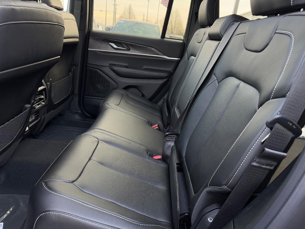 Thumbnail image of 2025 Jeep Grand Cherokee at Dave Dennis Chrysler Jeep Dodge Ram