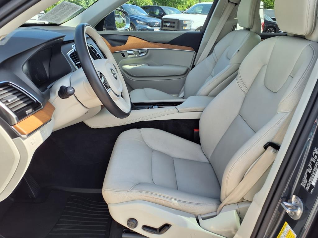 Thumbnail image of 2022 Volvo XC90 at Jaguar Land Rover Madison