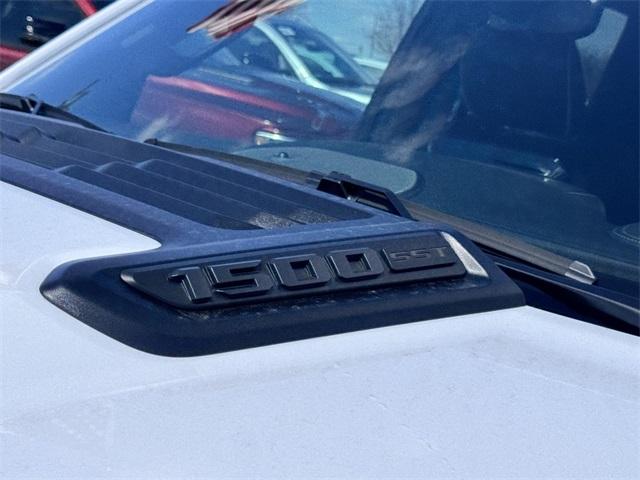Thumbnail image of 2025 Ram 1500 at Chrysler Dodge Jeep Ram of Southfield