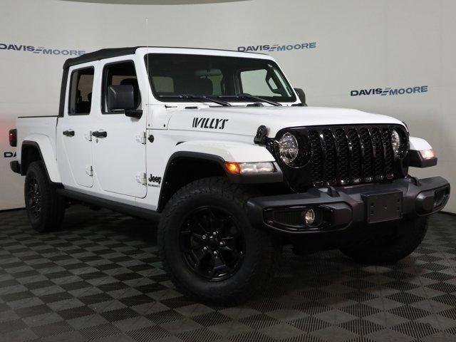 Thumbnail image of 2022 Jeep Gladiator at DavisMooreChryslerDodgeJeepUSED of Wichita, KS