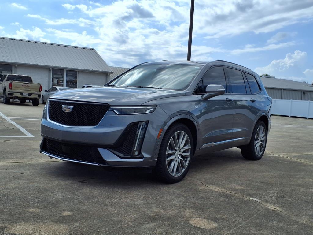 Thumbnail image of 2020 Cadillac XT6 at Hug Chevrolet
