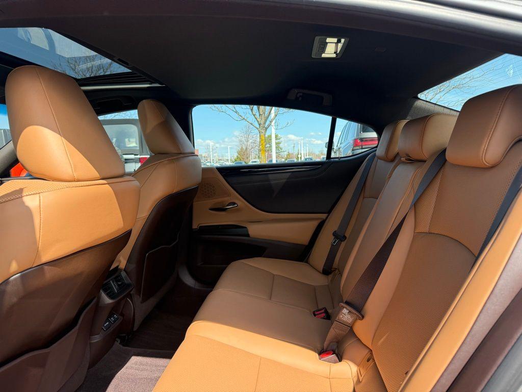 Thumbnail image of 2021 Lexus ES 350 at Northtown Lexus