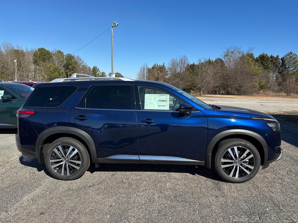 Thumbnail image of 2025 Nissan Pathfinder at Grainger Nissan Of Anderson