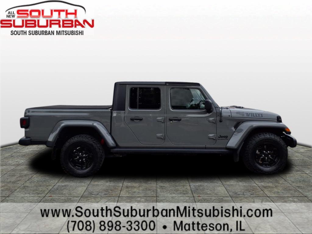 Thumbnail image of 2021 Jeep Gladiator at South Suburban Mitsubishi