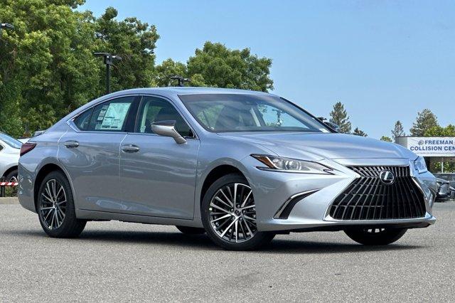 Thumbnail image of 2025 Lexus ES 300h at Freeman Lexus