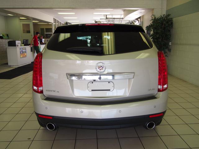 Thumbnail image of 2015 Cadillac SRX at Shirey Cadillac