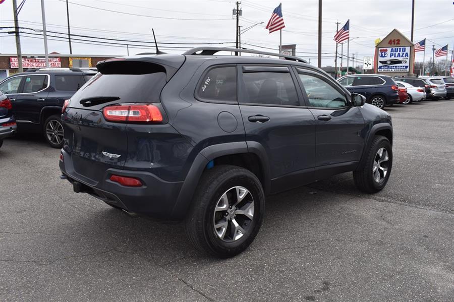 Thumbnail image of 2016 Jeep Cherokee at 112 Auto Plaza