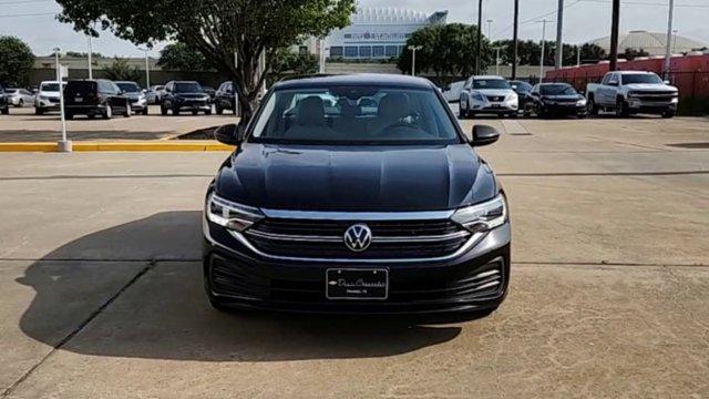 Thumbnail image of 2024 Volkswagen Jetta at Davis Chevrolet USED