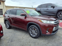 Thumbnail image of 2017 Toyota Highlander at Suski's Auto Sales