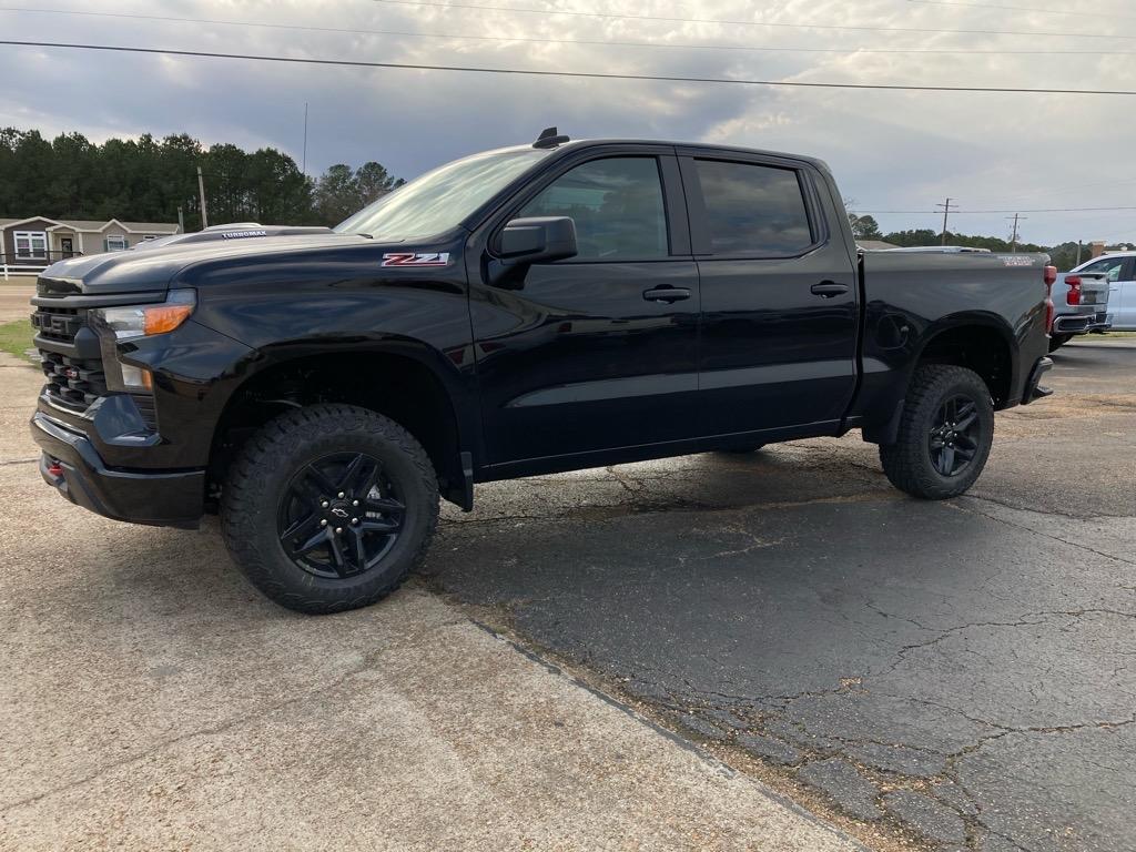 Thumbnail image of 2025 Chevrolet Silverado 1500 at Triple M Motors