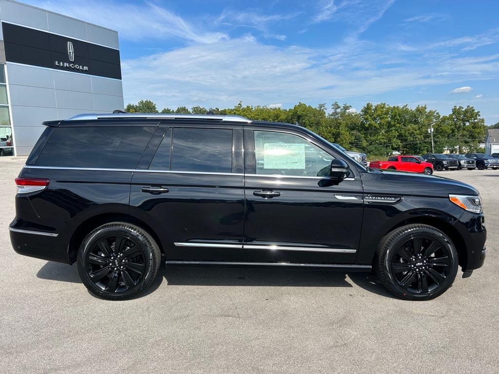 Thumbnail image of 2024 Lincoln Navigator at Gillie Hyde Ford-Linc-Merc-Chy