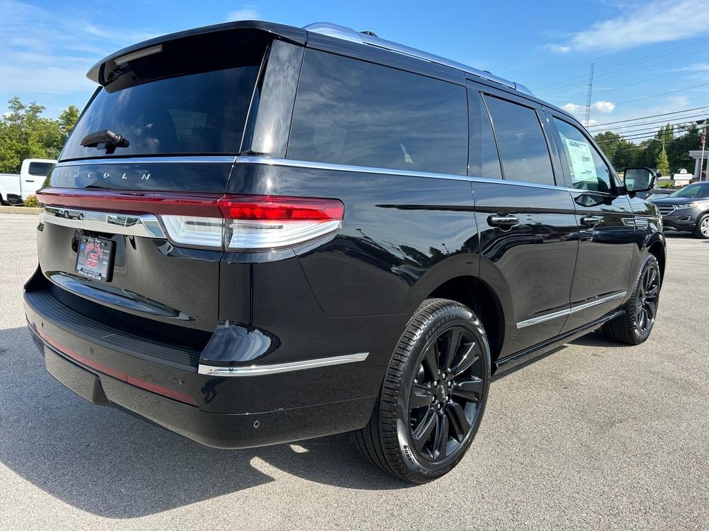 Thumbnail image of 2024 Lincoln Navigator at Gillie Hyde Ford-Linc-Merc-Chy