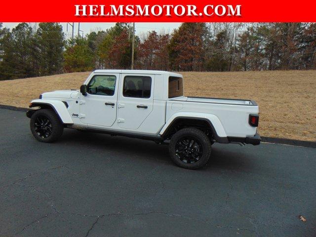 Thumbnail image of 2025 Jeep Gladiator at Helms Motor Company