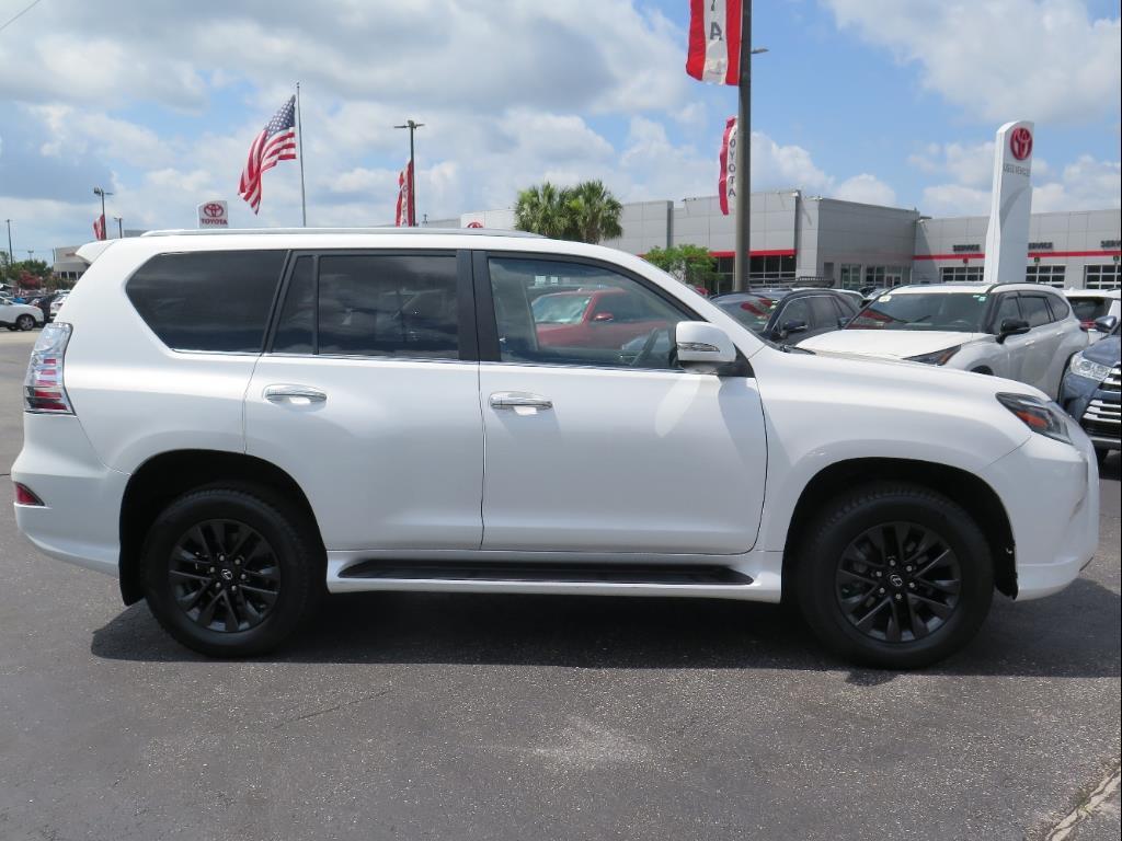 Thumbnail image of 2022 Lexus GX 460 at Sparks Toyota