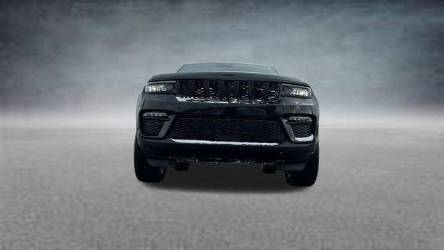 Thumbnail image of 2025 Jeep Grand Cherokee at Jim Riehl's Friendly Chrysler Dodge Jeep Ram of Lapeer
