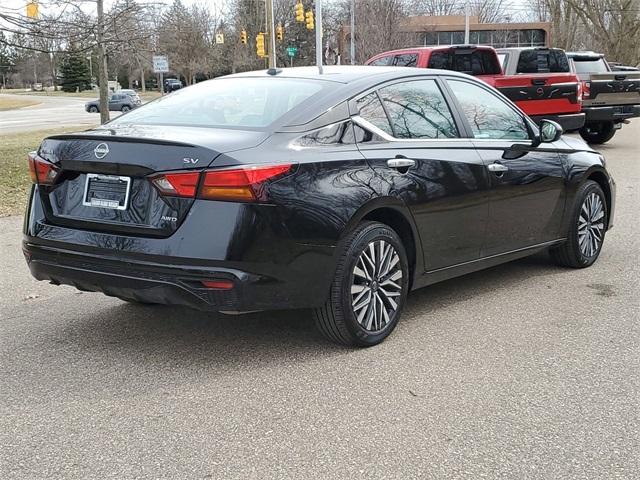 Thumbnail image of 2024 Nissan Altima at Grand Blanc Nissan