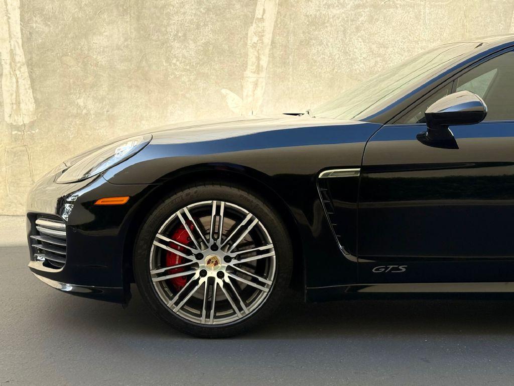 Thumbnail image of 2016 Porsche Panamera at PRO MOTORCARS