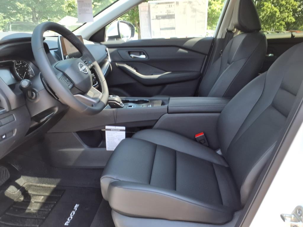 Thumbnail image of 2025 Nissan Rogue at Mathews Nissan