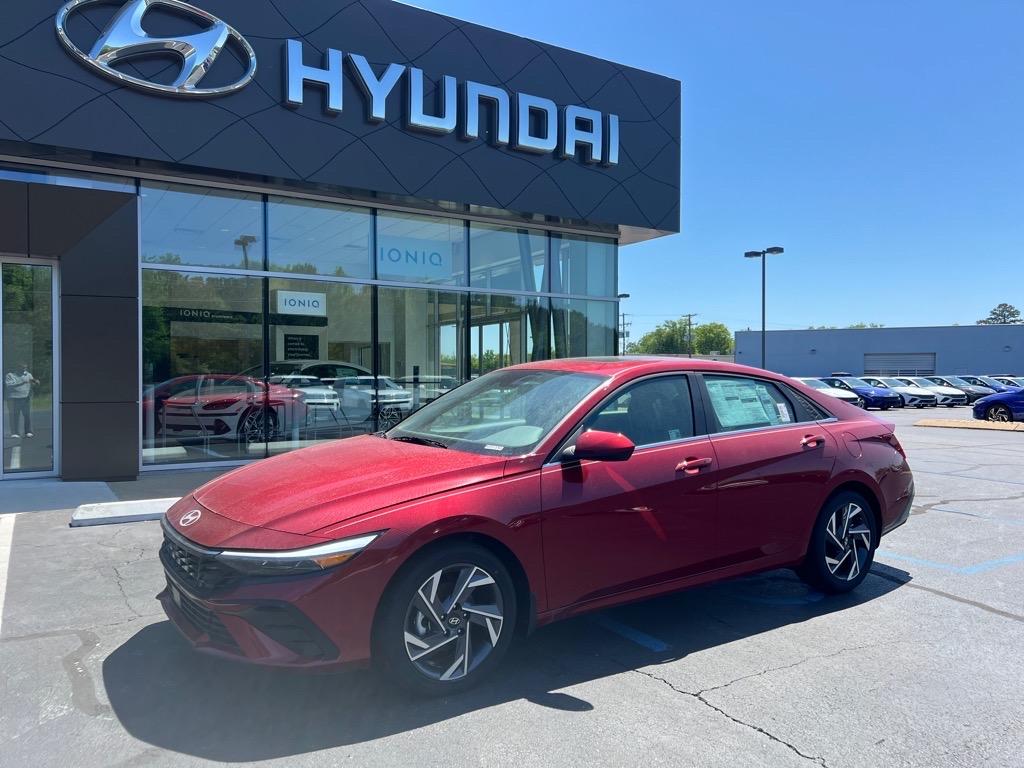 Thumbnail image of 2025 Hyundai ELANTRA at Columbus Nissan / Columbus Hyundai