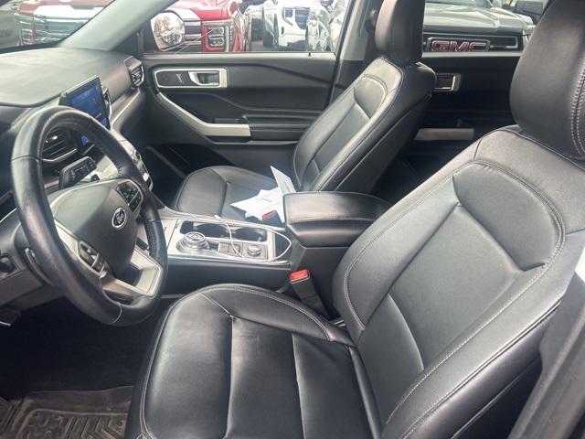 Thumbnail image of 2020 Ford Explorer at Todd Wenzel Buick GMC of Davison
