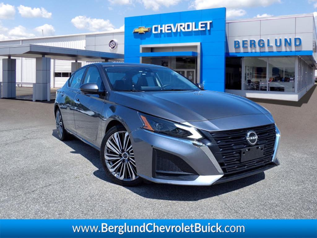 Thumbnail image of 2023 Nissan Altima at Berglund Chevrolet