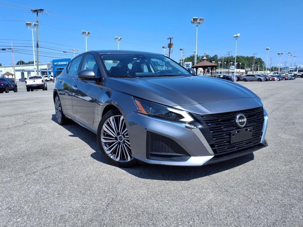 Thumbnail image of 2023 Nissan Altima at Berglund Chevrolet
