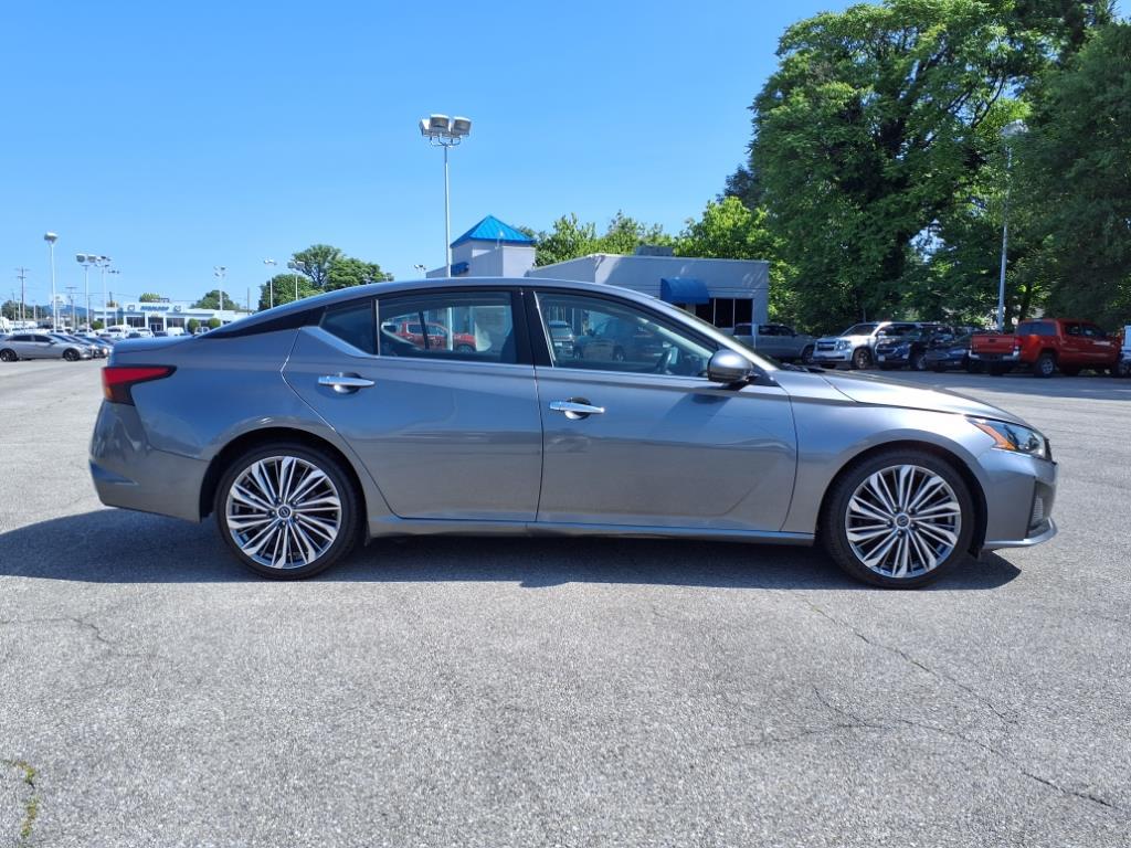 Thumbnail image of 2023 Nissan Altima at Berglund Chevrolet
